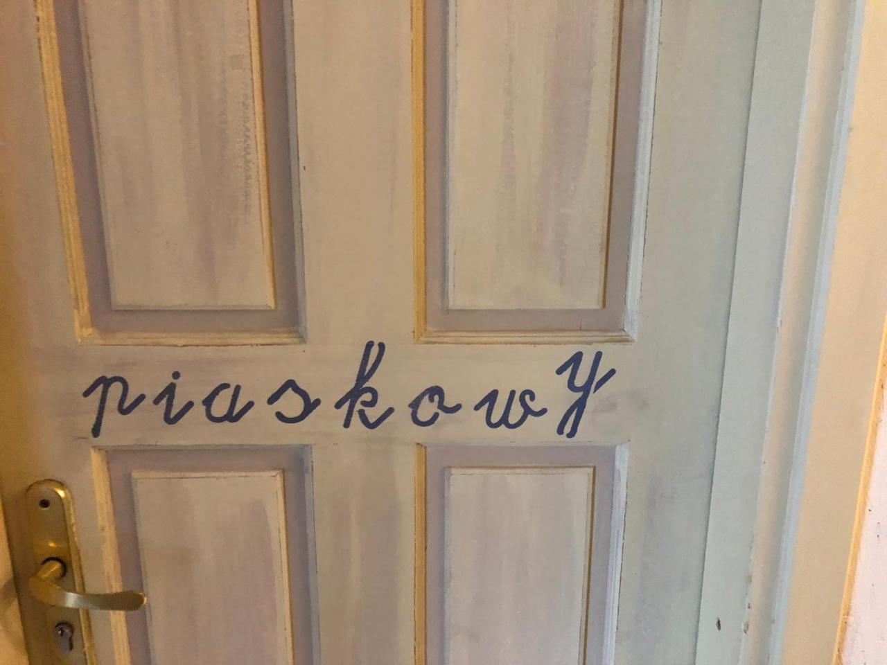 Stajnia Bialy Borek Biskupice  Bagian luar foto